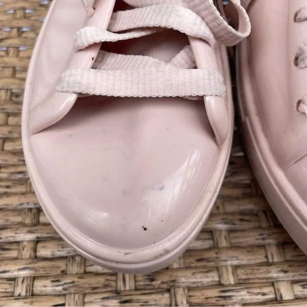 Melissa girls pink sneakers size 5